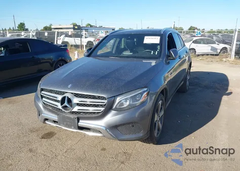 2017 Mercedes-Benz Glc 300 z USA, uszkodzony, nr VIN WDC0G4JB7HF196203